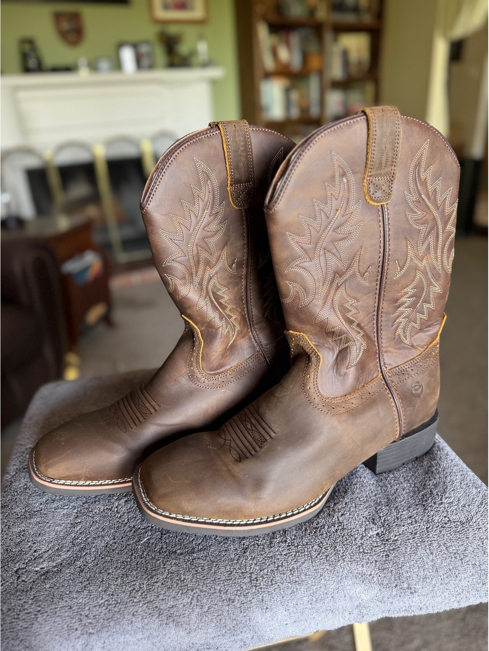 SUREWAY Men’s Cowboy work Boots, Sz 13, Brown Leather Square Toe Slip Resistant